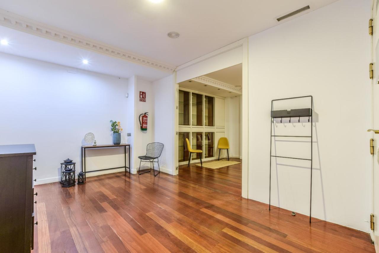 Fuencarral V Apartment Madrid Exterior photo
