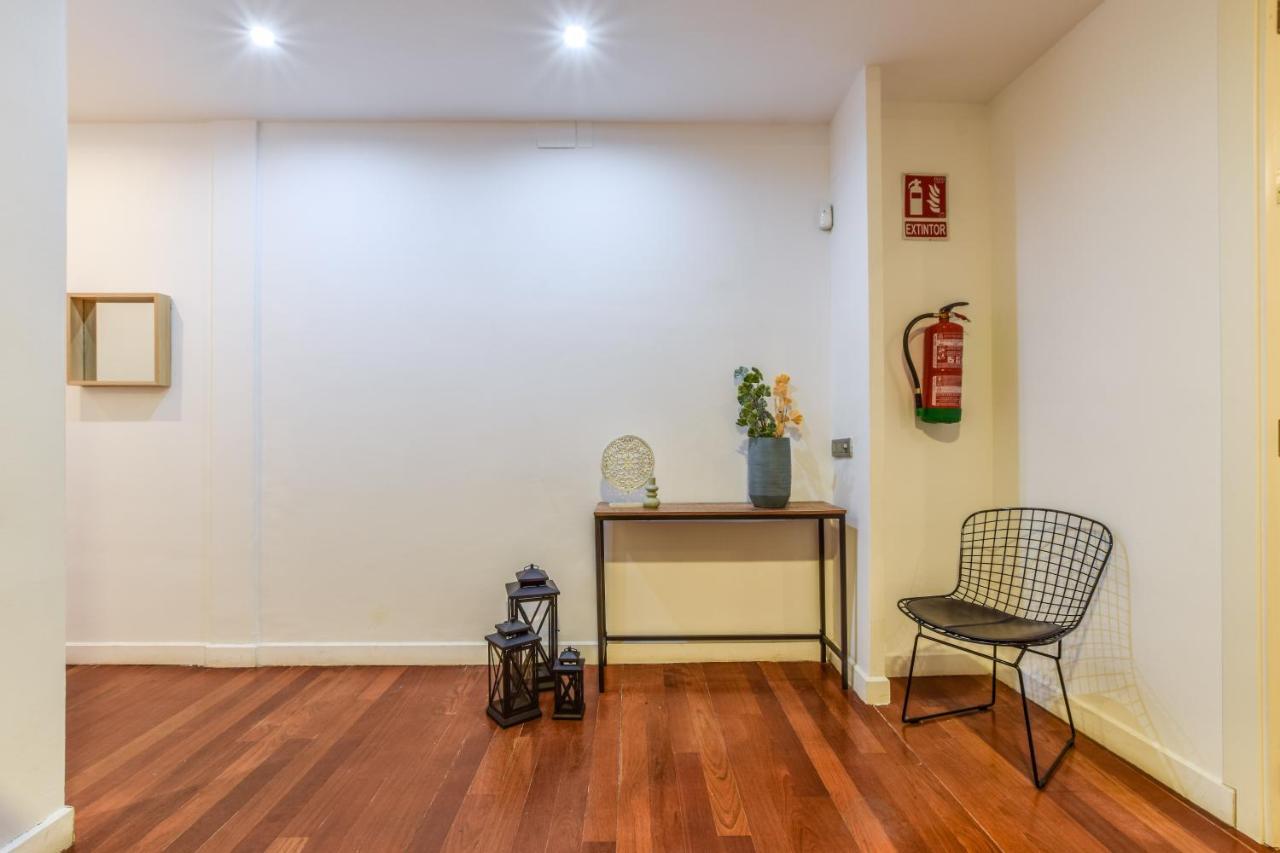 Fuencarral V Apartment Madrid Exterior photo